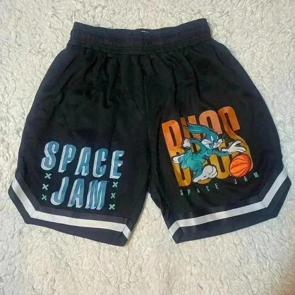 Space Jam Bugs Bunny shorts. Size large - Picture 1 of 5